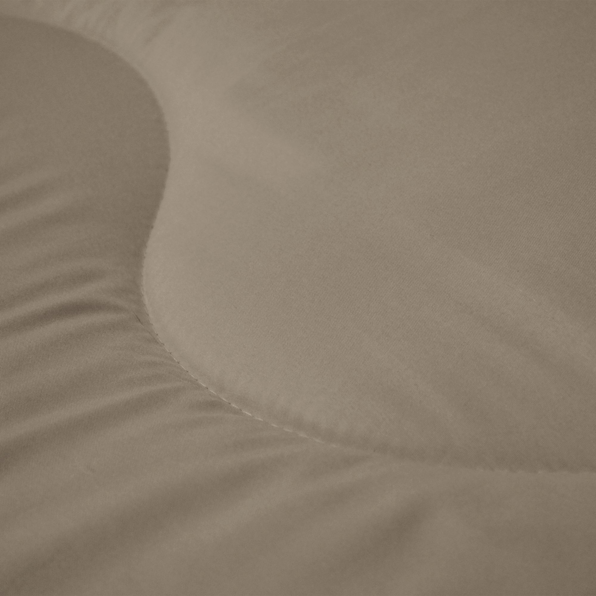 2-in-1 Duvet and Bedspread in Taupe – Soft Matte Satin for Year-Round Comfort 3