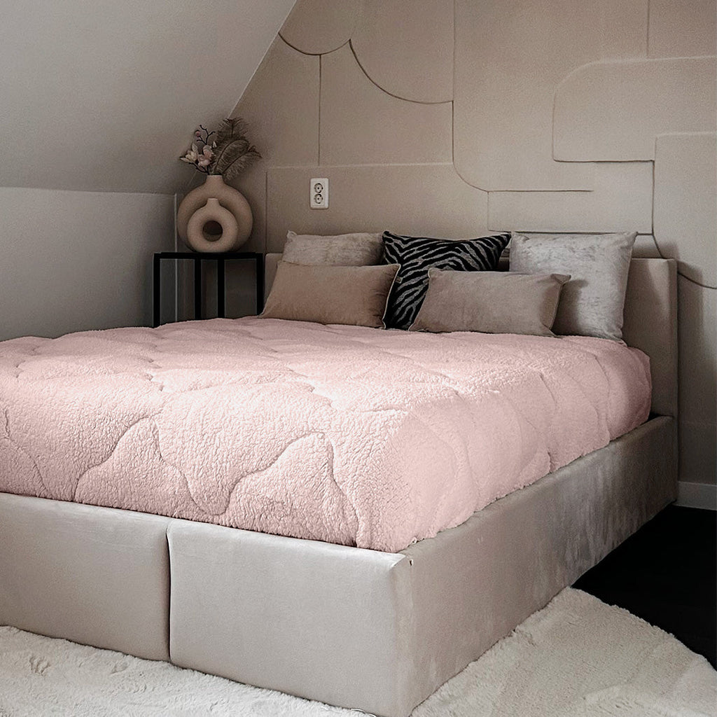 Blush Pink 2-in-1 Teddy Duvet and Bedspread – Soft, Breathable, and Easy Care 1