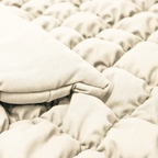 Fluffy Cube Duvet in Antique White – 2-in-1 Duvet and Bedspread for All Seasons 1