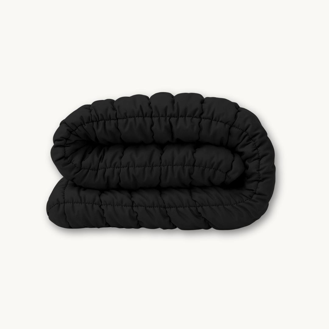 Fluffy Cube Jet Black Duvet – 2-in-1 Duvet and Bedspread for All Seasons 0