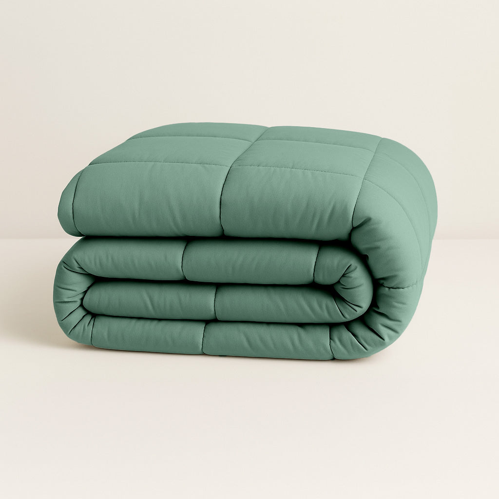 Matte Satin Duvet Without Cover – Green, Lightweight and Breathable for Year-Round Comfort 0