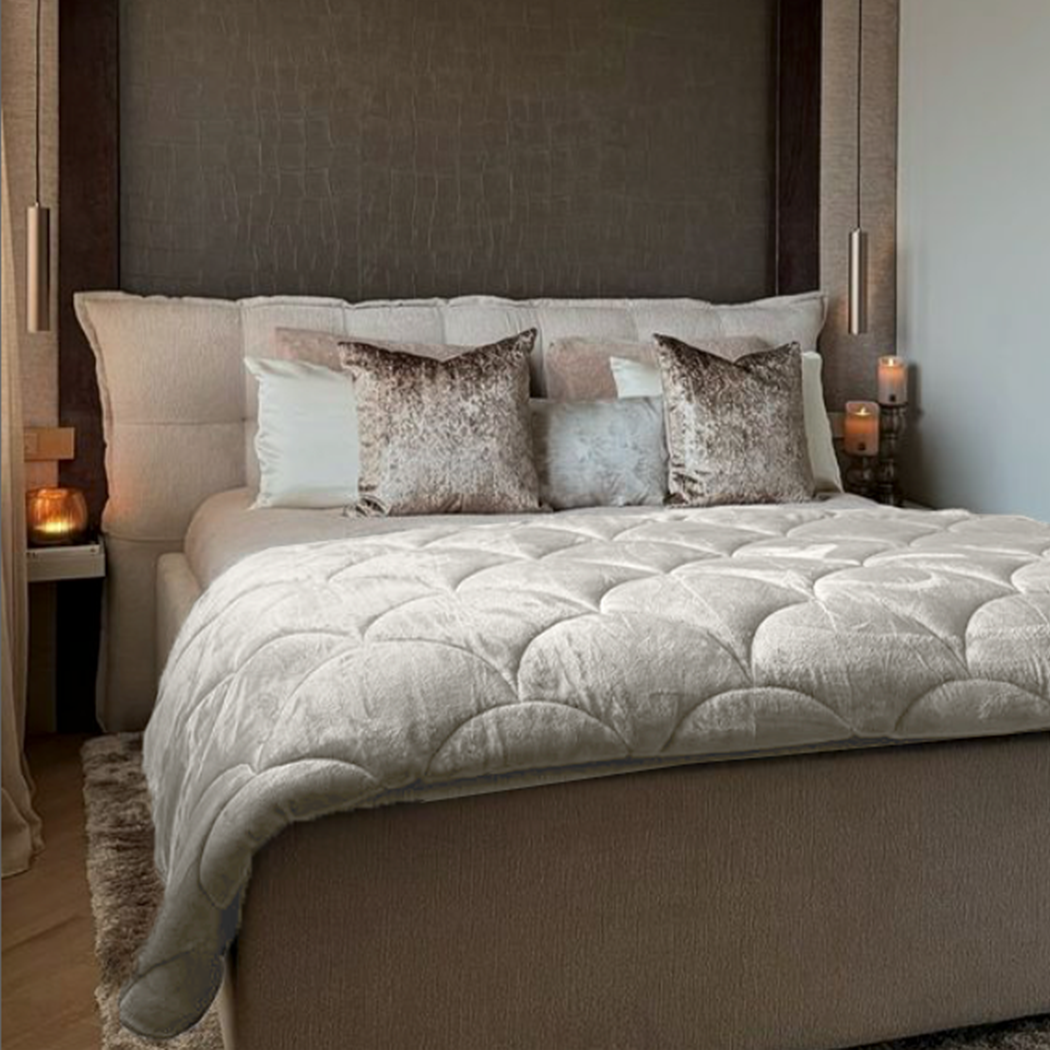 Velvet Duvet Without Cover in Pearl White – Soft, Breathable, and Easy to Wash 1